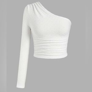 White half blouse‎